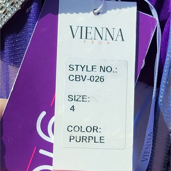 NWT Vienna Prom Purple & Blue Gemstone Embellished Halter Gown, Sz 4 - Picture 10 of 11